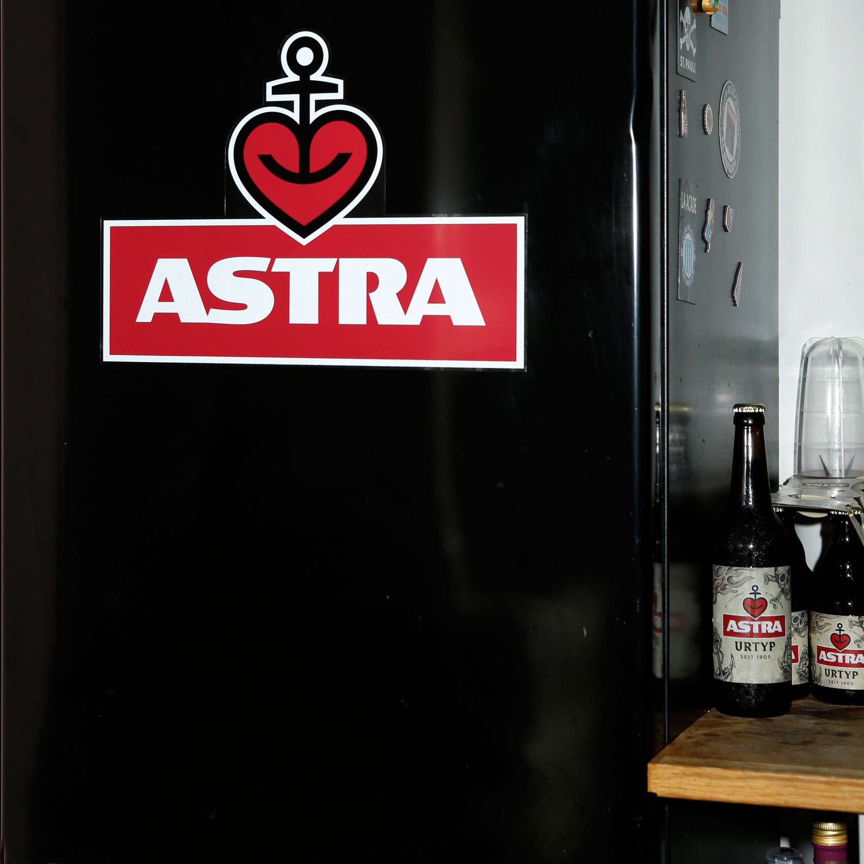 Astra Folienkleber (3-farbig)