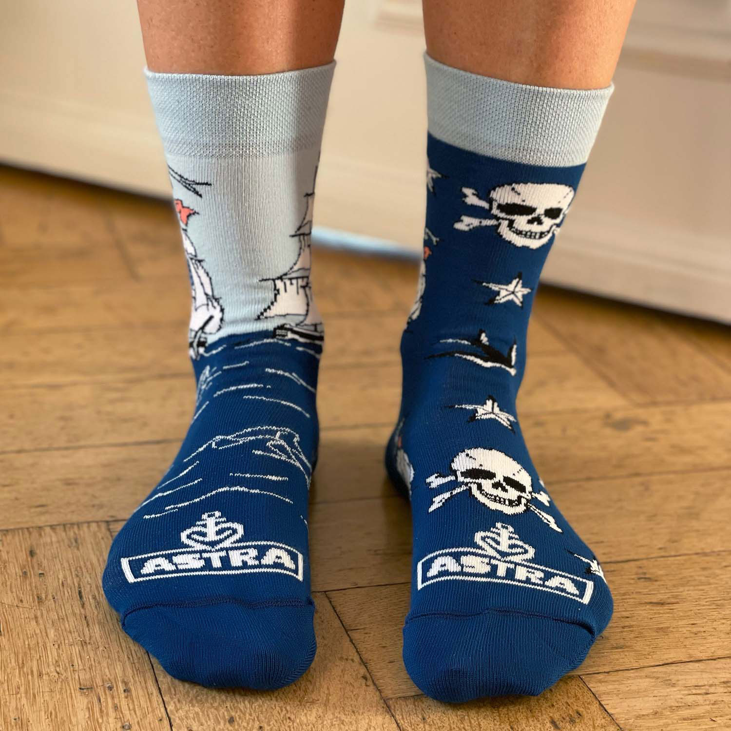 Astra Mismatch-Socken, blau